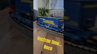 Roco Vectron, Roco & Märklin cars #bahn #trainspotting  #modelleisenbahn #roco @RocoModellbahnen