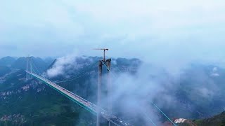 China Guizhou Super Heavens Project - Huajiang Canyon Bridge中国贵州超级逆天工程-花江峡谷大桥