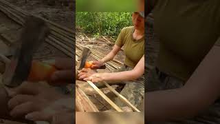 The girl alone built a wooden house in the forest 2 #bushcraft #build #building #builddoor #survival
