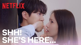 Jun-ho and Yoon-a almost get caught together in their hotel room | King the Land Ep 8【日本語字幕 CC】