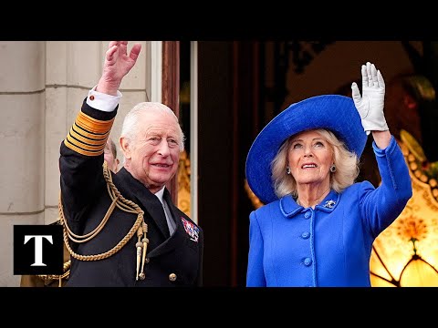Royals Watch Red Arrow Flypast From Buckingham Palace Balcony