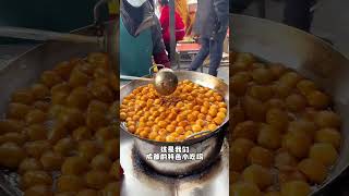 成都街边童年糯叽叽，3元一串的糖油果子，你们感觉值不值？ #糯叽叽 #街边小吃 #街头美食 #路边摊 #chinastreetfood #streetfood #chinafood #shorts