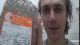 Tasting Broa de Avintes bread from North Portugal