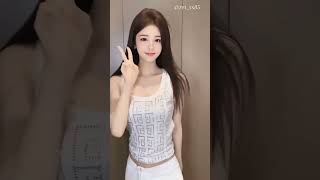 越南美食小花 ＃越南泡妞者 ＃越南美食 ＃小花 ＃美女