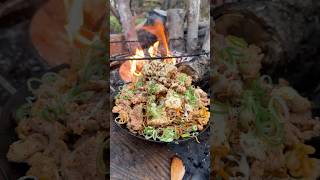 【キャンプ飯】豚キムチーズ焼きそば（大盛り）#ソロキャンプ #shorts