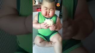 Cute boy eating 🥰 #shorts #cuteboy