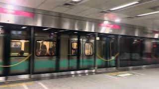 高雄捷運R紅線 K1000型往小港列車於草衙站進站（車號：179/180）