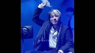 hongjoong feeling himself but jongho's reaction- ?? 😭😭 #ateez