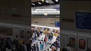 Can Your believe this is Delhi metro #dehli #metro #cisf