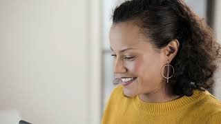 Blink Mini – Compact indoor plug in smart security camera