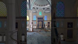 Türkiye’s largest mosque and a must-see Istanbul landmark!  #CamlicaMosque #MosqueTour#VisitIstanbul