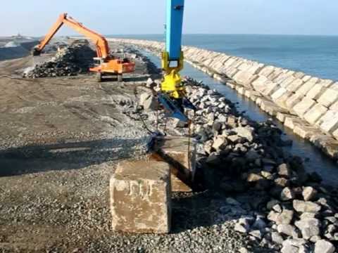 Blockbuster plaatst betonblokken van 40 ton