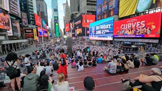 New York City in Times Square in June 2025 | Summer Lights & Street Life NYC 🌆🎤