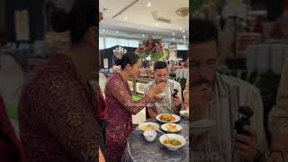 Gia pake kebaya di pernikahan Megawati 😍😍❤️cantik banget #megawati #redsparks #giaredsparks