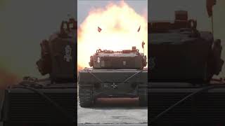 WHAT TANK IS BELOW? - Military Weapons TV #tank #Short