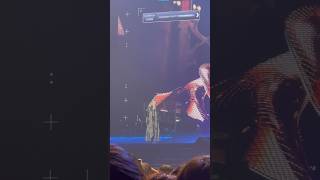 薛之谦新加坡娱乐观众 #王子归来#jokerxue #concert #天外来物 #singapore #extraterrestrial