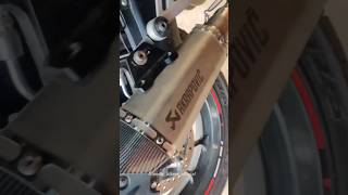 Akrapovic exhaust sound🔥 #r15v3 #akrapovicexhaust #exhaust #exhaustsound  #r15 #v3 #shorts #viral