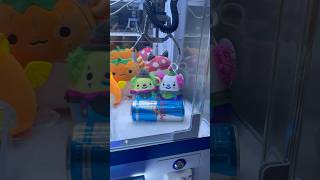 Can I win this in my claw machine🤔 w Carter Kench #shorts