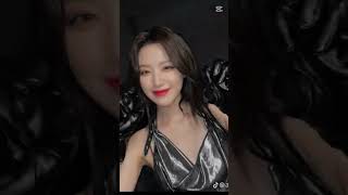很多人都想看舒华卡点  于是我就… #kpop #流量回來 流#舒華