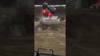 Grave Digger Backflip!!! #monstertrucks #monsterjam #monsterjamfreestyle #shorts