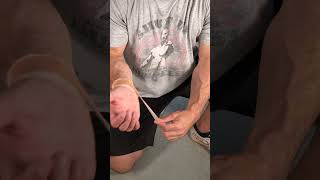 Here's How To Fix Wrist Pain From Handstands