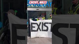 Bombs💣are dropping🇵🇸🪧Protesters demand ceasefire #stopthewar #ceasefirenow🇵🇸 #landday