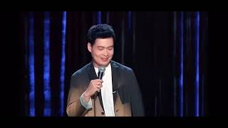 看看真正的幽默，《坐在角落的人 2》，梁海源脱口秀