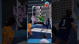 Best goalkeeper save in handball 🥅#handball #trending #sports #viralvideo #shorts