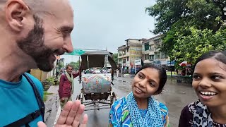 These Krishna Devotees are the Sweetest! in VARANASI India
