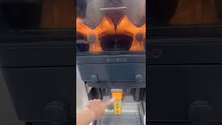 【スーパー】生搾りオレンジジュースが作れる