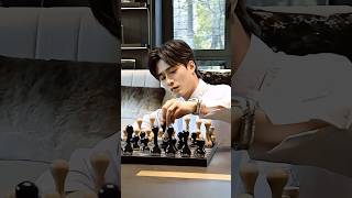 Play a game♟️？#wanghaozhen #王皓祯 #dramashorts #chinesedrama #cdrama #短剧演员 #盘中餐