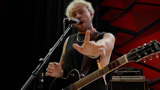 Huush - Disorder (Live on KEXP)