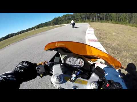 Buell XB12R chasing Yamaha R6 Jennings GP
