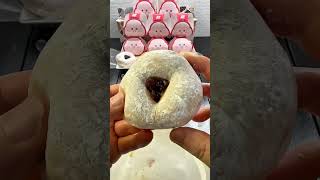 It's so soft and chewy you wouldn't believe it's a donut😍 New product from Mister Donut released ...