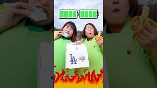 🐓🍌Chicken Banana Balloon Popping Dance Challenge ナナ チキンバナナダンスを巨大風船服の中で膨らませて踊ってみた8 #Shorts #ダンス