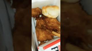 😎DELICIOUS!!! CHICKEN AND FRIES BOX.
