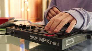 Testing Akai Professional MPK Mini MK3
