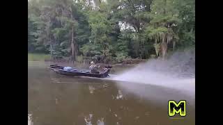Mud-Skipper Feather Lite surface drive mud motor 14’ boat gets great performance