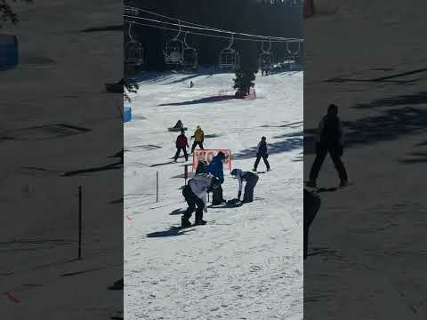 Skiing as a SAHM with her family of 4