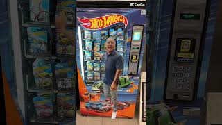 Hotwheels vending machine #hotwheels #hotwheelscollector #hw #hotwheelscollection