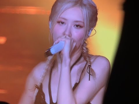 [FANCAM] ROSÉ Blackpink - HARD TO LOVE in Hanoi, Vietnam on July 29th 2023