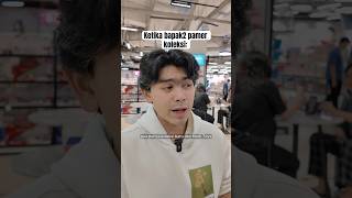 Bapak bapak pamer koleksi: