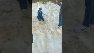 sliding on snow 🥶🥶🥶#youtubeshorts #youtubevideo #youtubefun