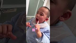 软毛牙刷，赶紧给家里宝宝安排一个吧！让他爱上刷牙～培养孩子专注力 便宜好物推荐 儿童启蒙早教益智 儿童牙刷推荐