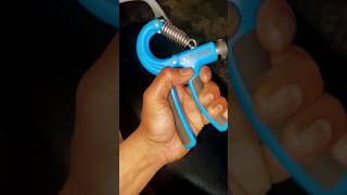 Handgripper exercise this gadget help to build veins better then other gadgets #fitness #fitgym #gym