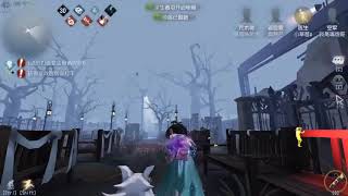 第五人格：小草莓极限拯救嘴炮，他当场向我求婚，把芒果吓出鹅叫