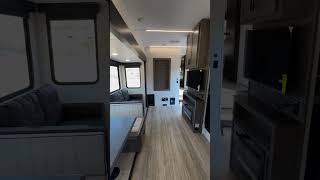 2025 Arctic Wolf 287BH #arcticwolf #5thwheel #top #camper #camping #travel #traveling
