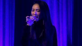 [4K]戴佩妮(Penny Tai) - 淡水河边 FAMCAM  LIVE现场版 240126 随风所遇 Drift World Tour IN SINGAPORE新加坡场