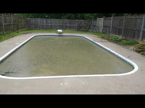 What Floc Does To Pool