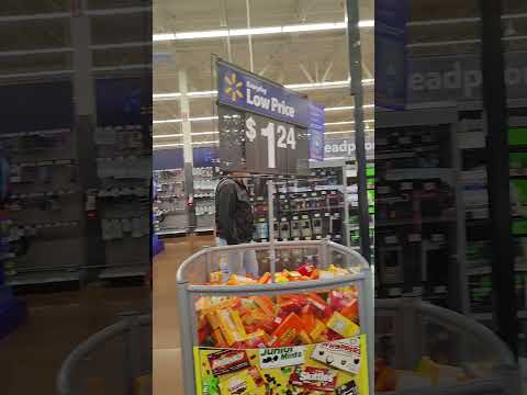 Dude changed his mind real quick 😂 #walmart #portland #oregon